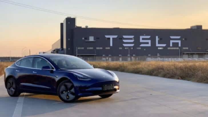 Tesla crește prețurile modelului 3 din China după reducerea subvențiilor la mașinile electrice 7 Tesla Model 3